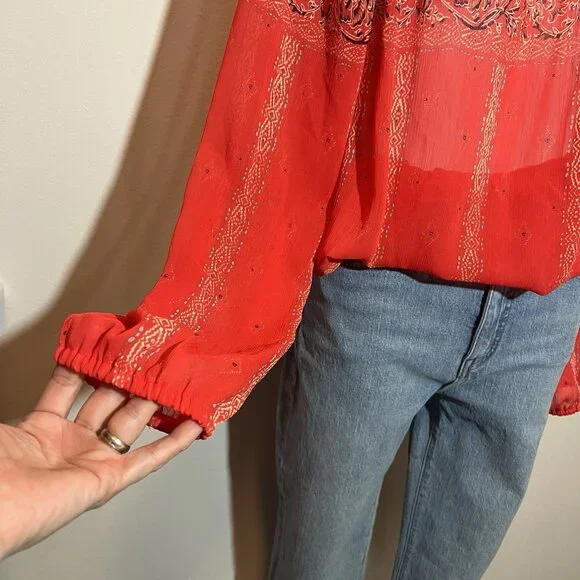 LUCKY BRAND  Women Top BLOUSE Size Large KEYHOLE NECK RED SEMI SHEER Peasant - Picture 8 of 11